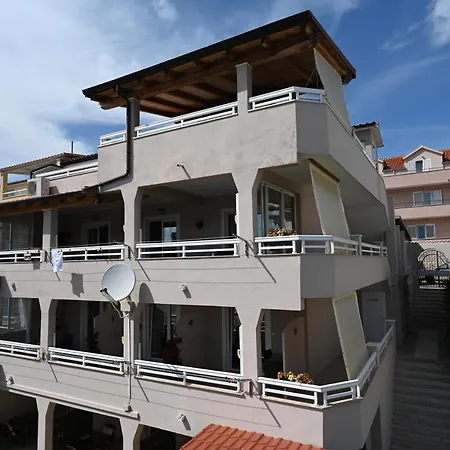 Kokolo Affittacamere 4*