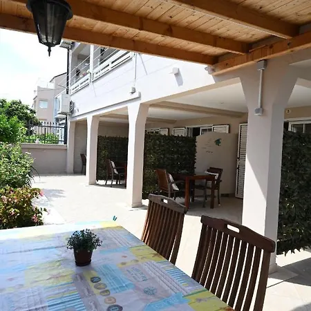 Kokolo Guest house Hvar Town